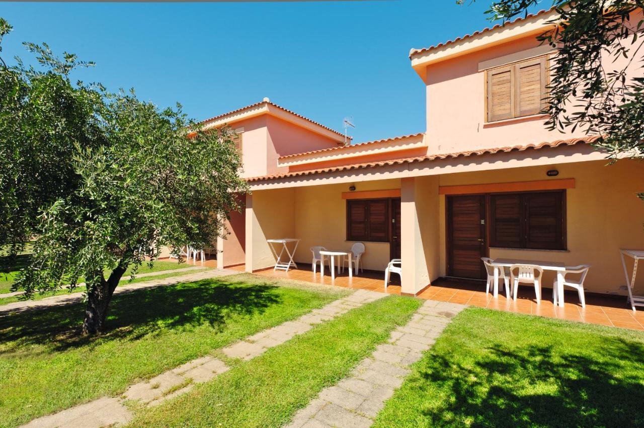 Residence Li Menduli San Teodoro  Exterior foto